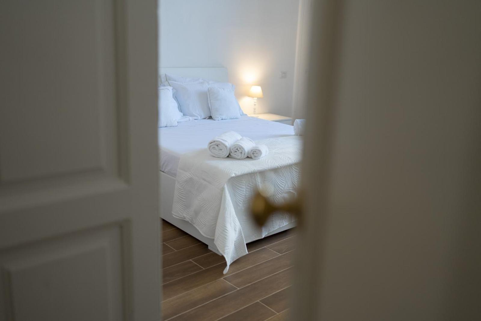 בארי Palazzo Manzoni Apartments חדר תמונה