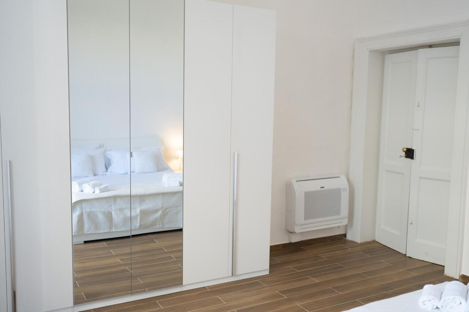 בארי Palazzo Manzoni Apartments חדר תמונה